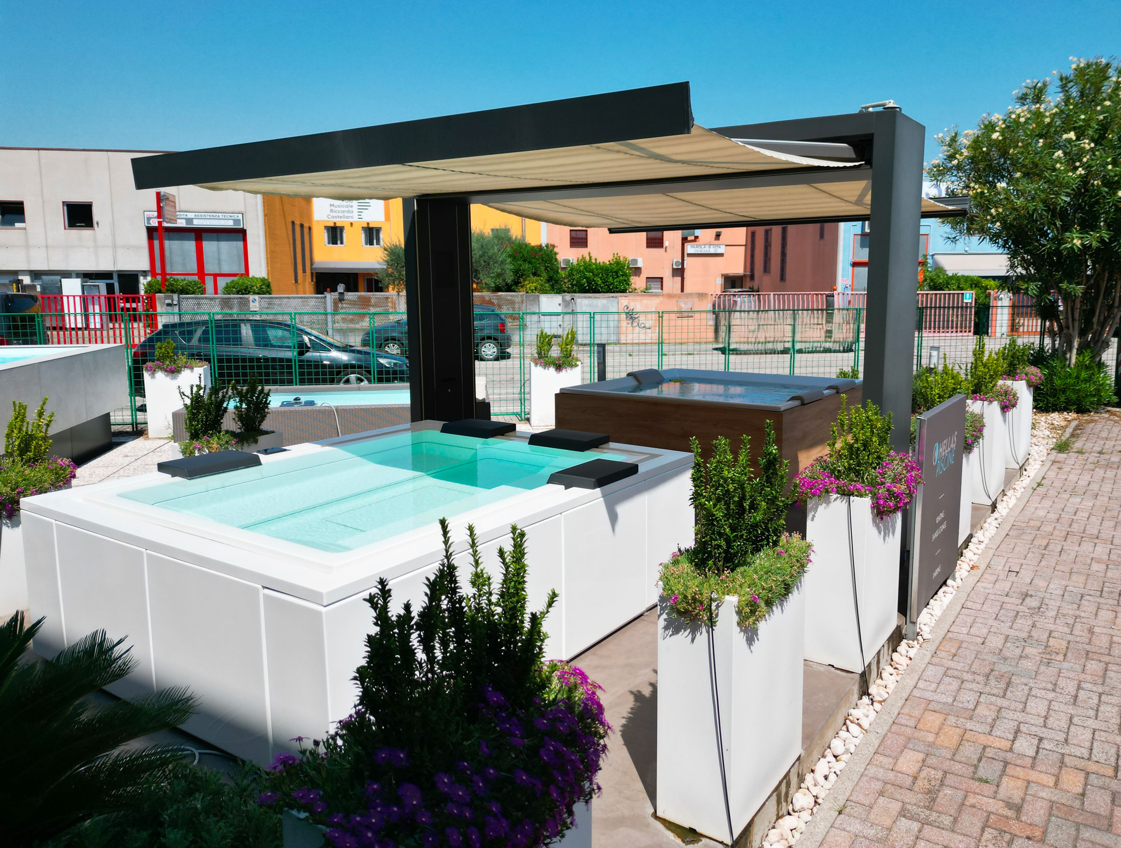 Showroom Hellas Piscine